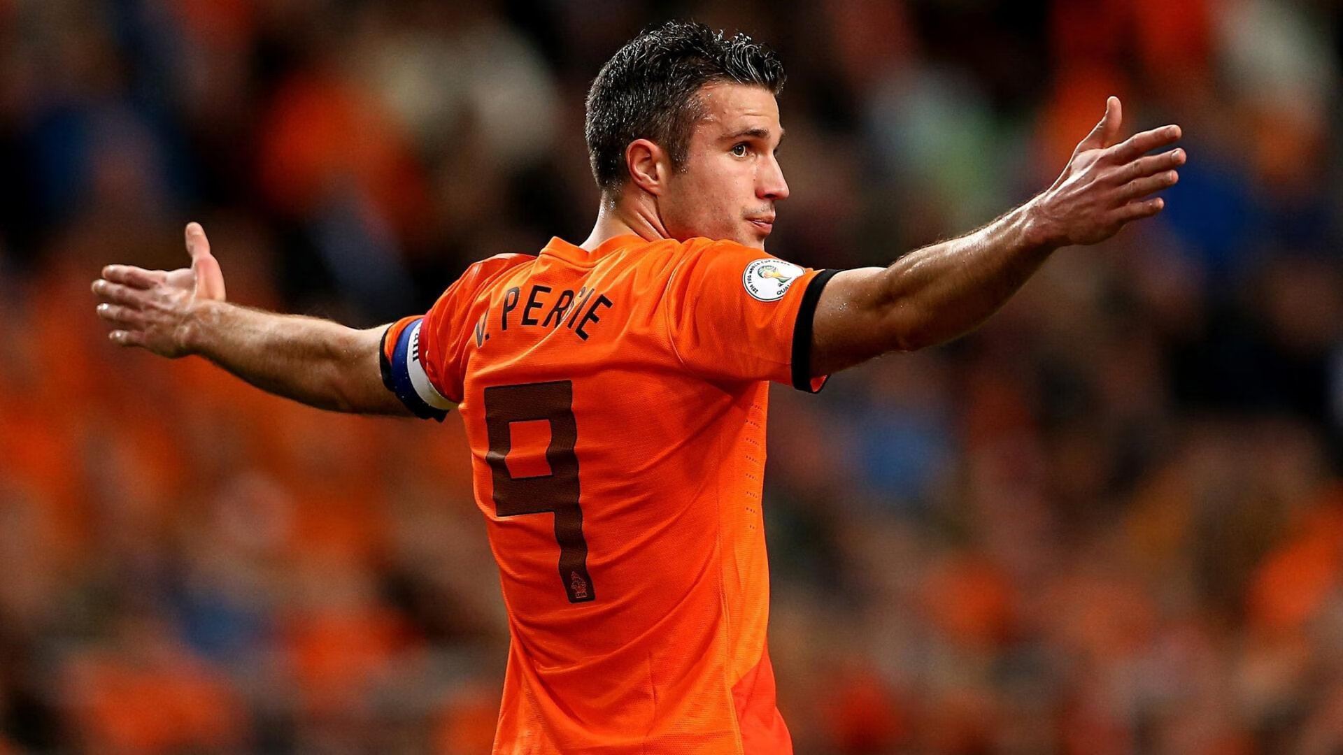 国安锋线进攻火力全开，击溃对手防线反超积分榜