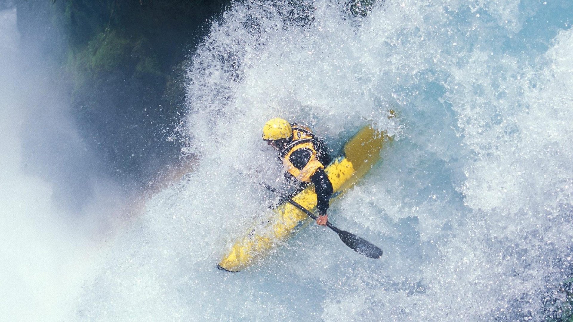 西班牙队神勇发挥，取得惊人胜利，西班牙队队员