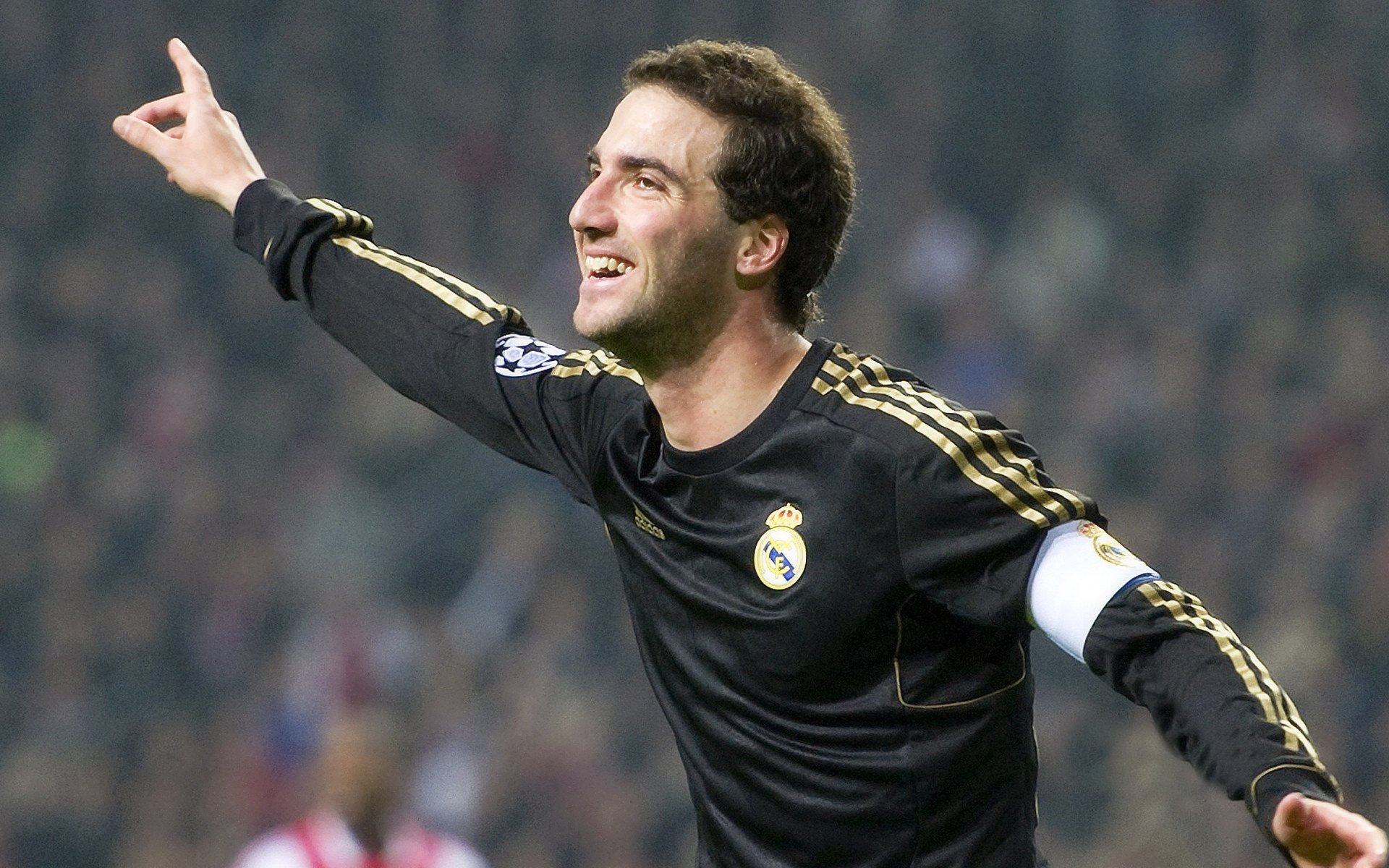 阿塞拜疆客场击败葡萄牙，此役战果意料之外，阿塞拜疆大获全胜